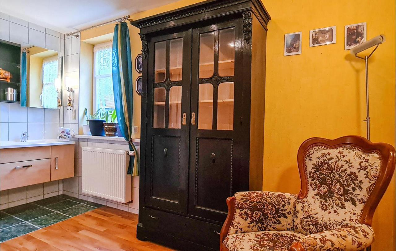 2 Bedroom Cozy Apartment In Suhl Exteriör bild